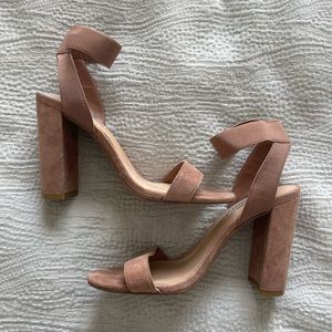 Tan Steve Madden Celebrate Heel